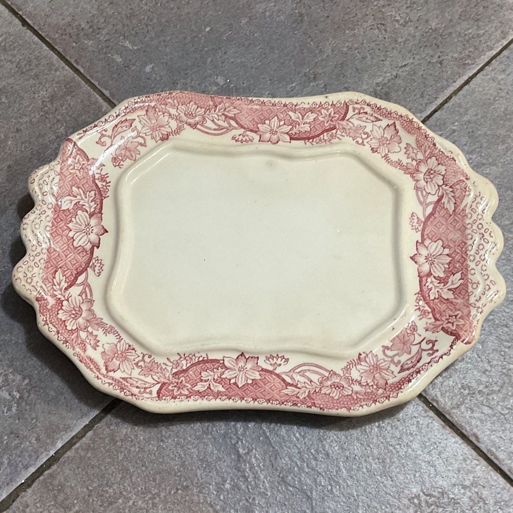 Vintage-Style Floral Serving Platter in Pink and Cream
